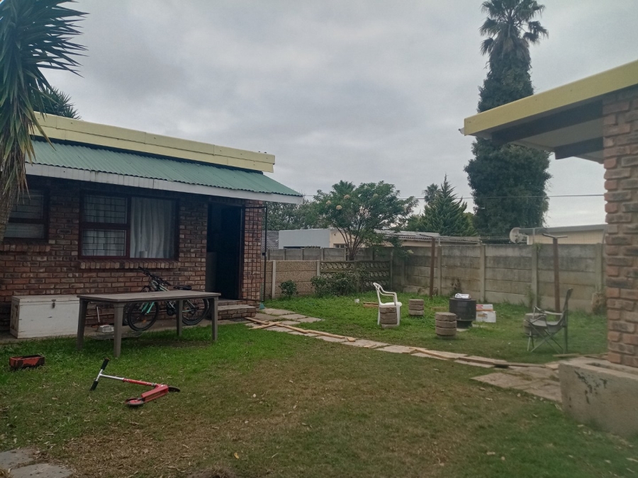 To Let 3 Bedroom Property for Rent in Twee Rivieren Western Cape